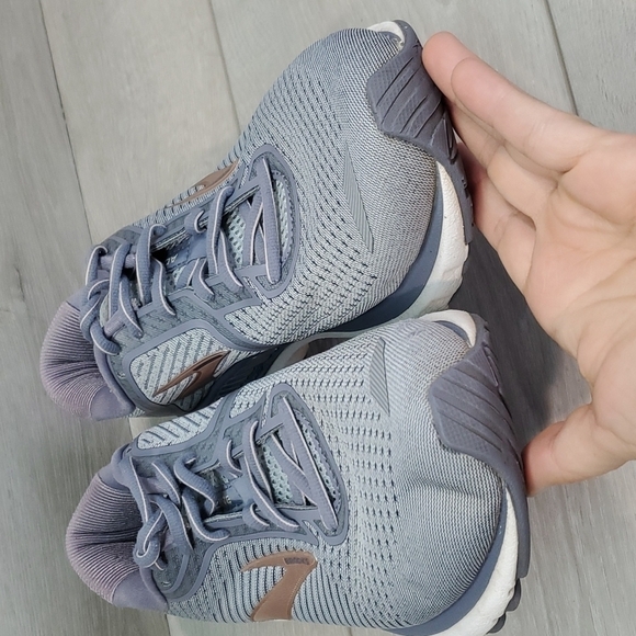 Brooks Womens Adrenaline GTS 20 Running Sneakers shoes 10.5 Medium B - Picture 4 of 13